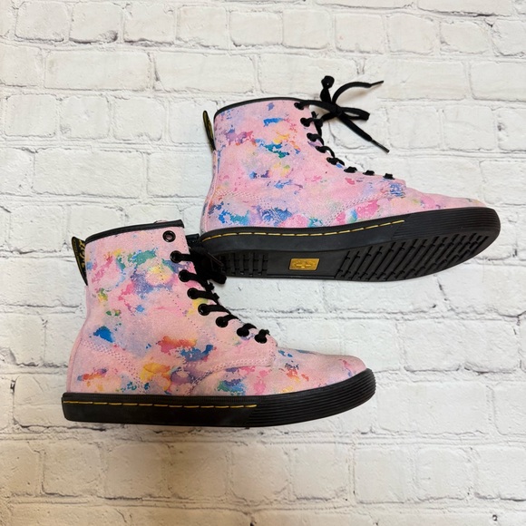 Dr. Martens Sheridan Boots - Picture 6 of 10